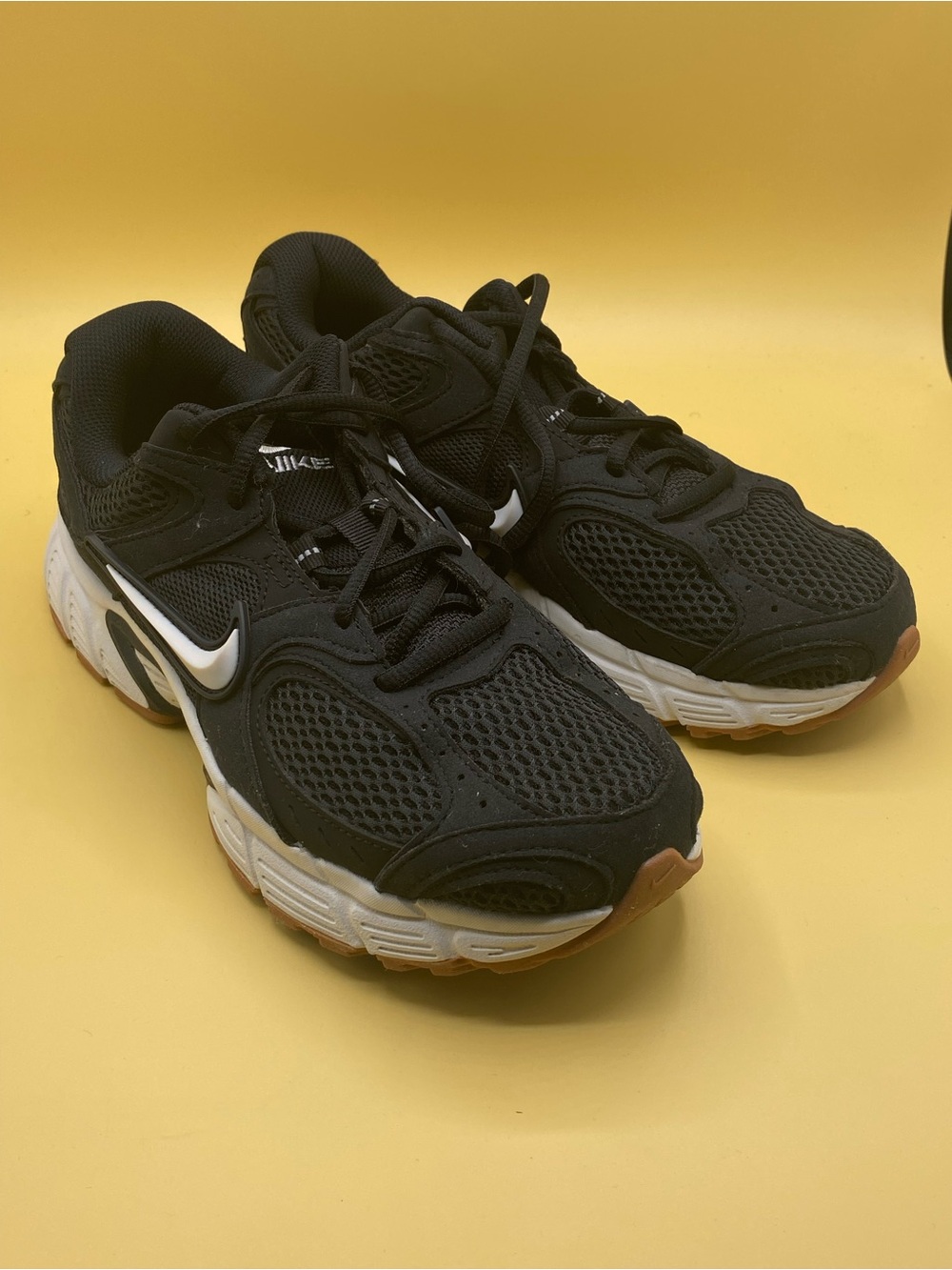 Nike V5 RNR in the "Black/Phantom/Gum Medium Brown"